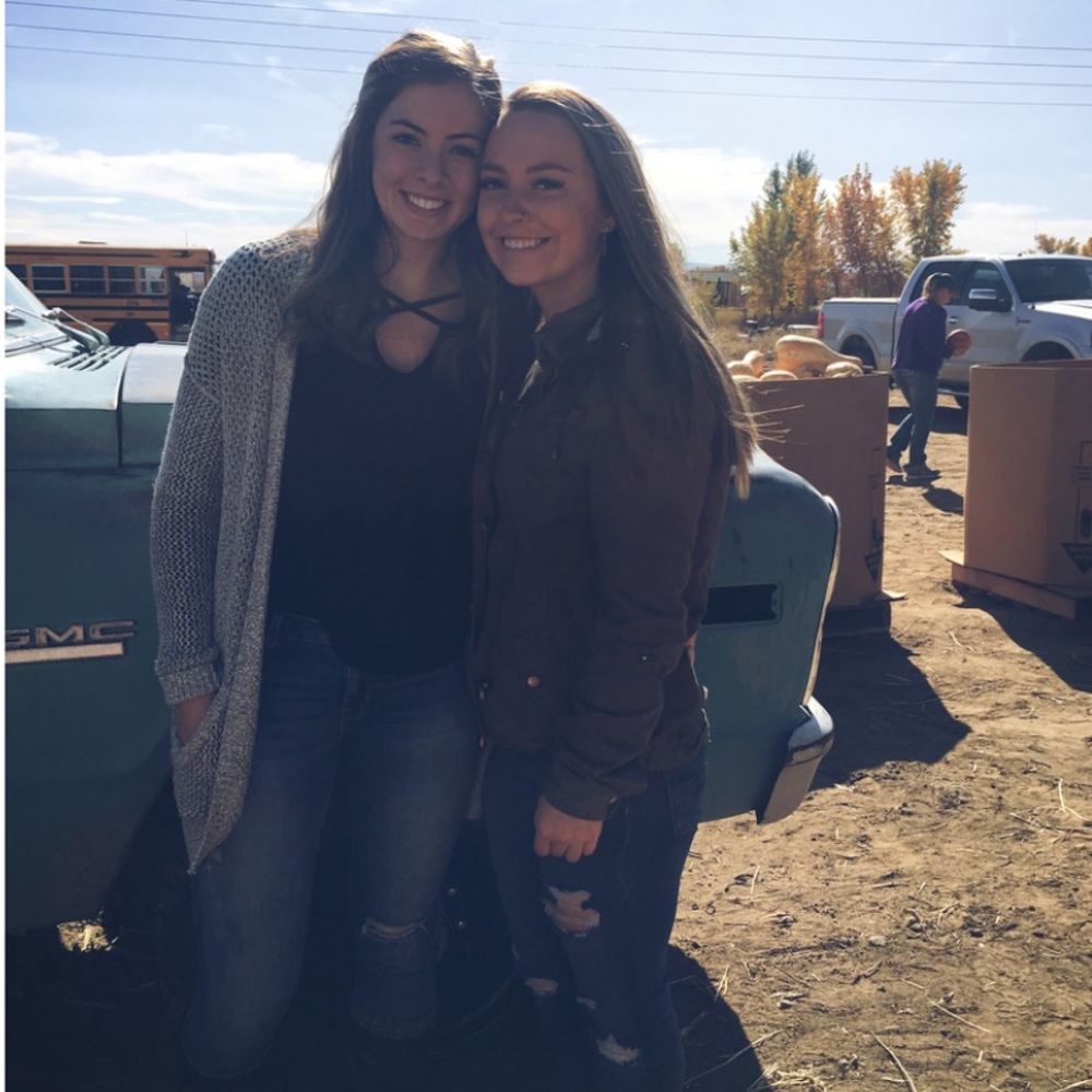 Meet your Posher, Makayla